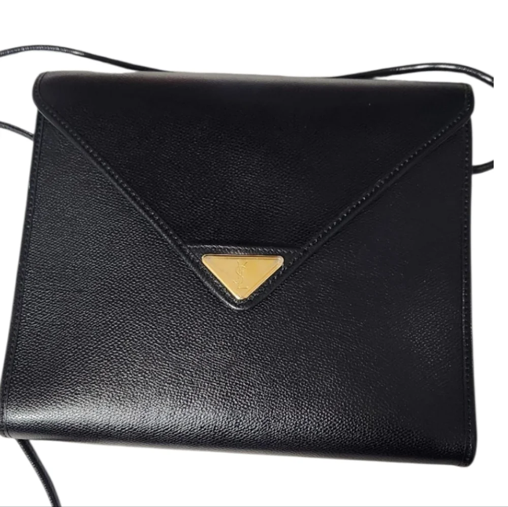 Classic Black Envelope Crossbody Bag with Gold Accent - Picture 5 of 11